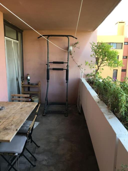 Apartment Flc - 3 Bedrooms -max 10 Guests - Gare St Charles 1,5km Hyper Center Marseilles