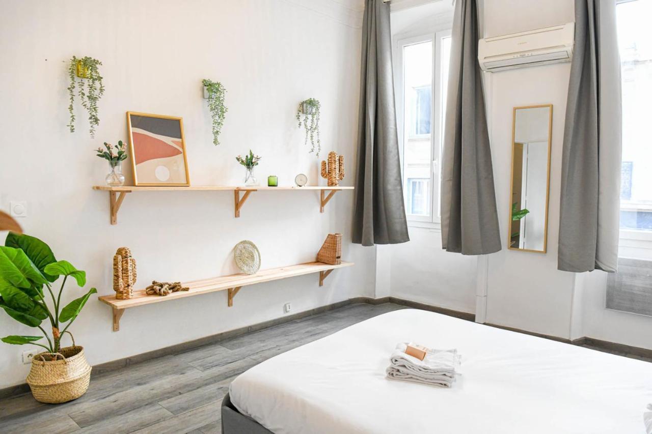 Apartment Vieux-port Grand 2 Ch Avec Terrasse Marseilles