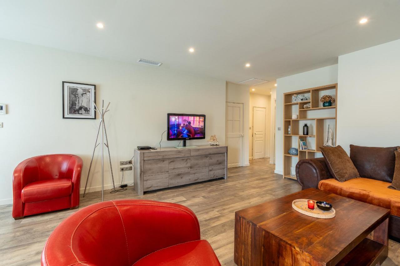 Standing Vieux Port 110 M2, Appartement *