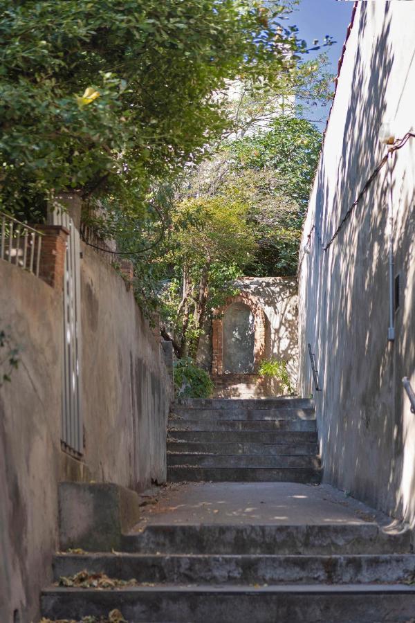 Appartement Tres Bel Avec Jolie Vue Dans Le Quartier Prise De Vauban Marseille
