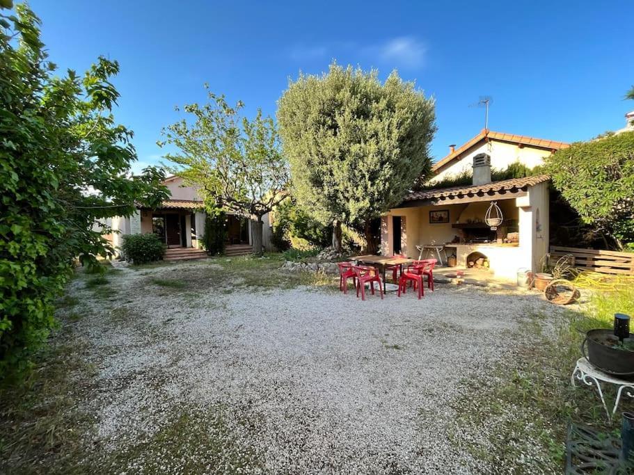 Agreable Maison Provencale Avec Jardin Ferienhaus *