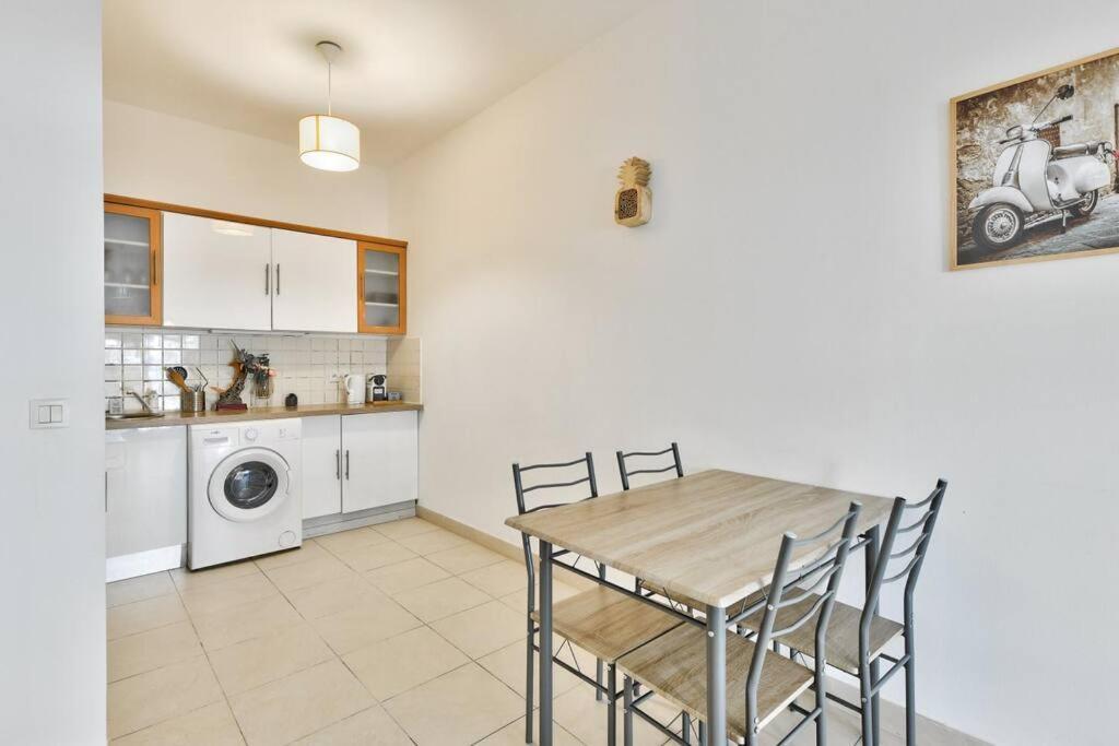Appartement Superbe T2 Front De Mer *