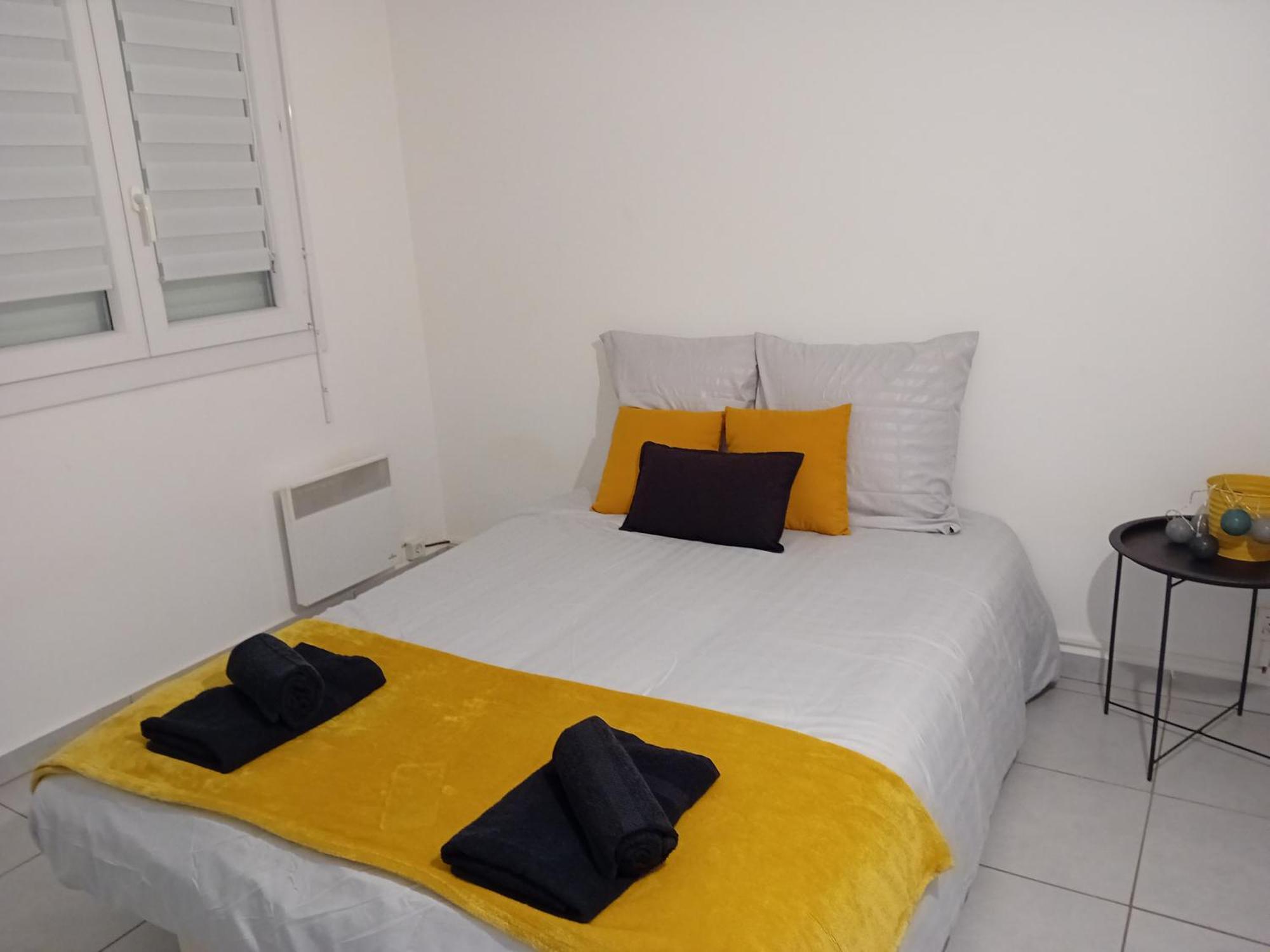 Apartment Bas De Avec Jardin Et Piscine Proche Plages Calanques *