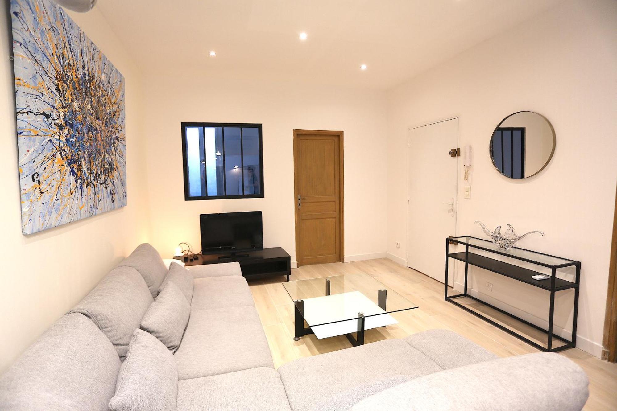 Atypique T3 Clim 80m2 Avec Patio * Marseille