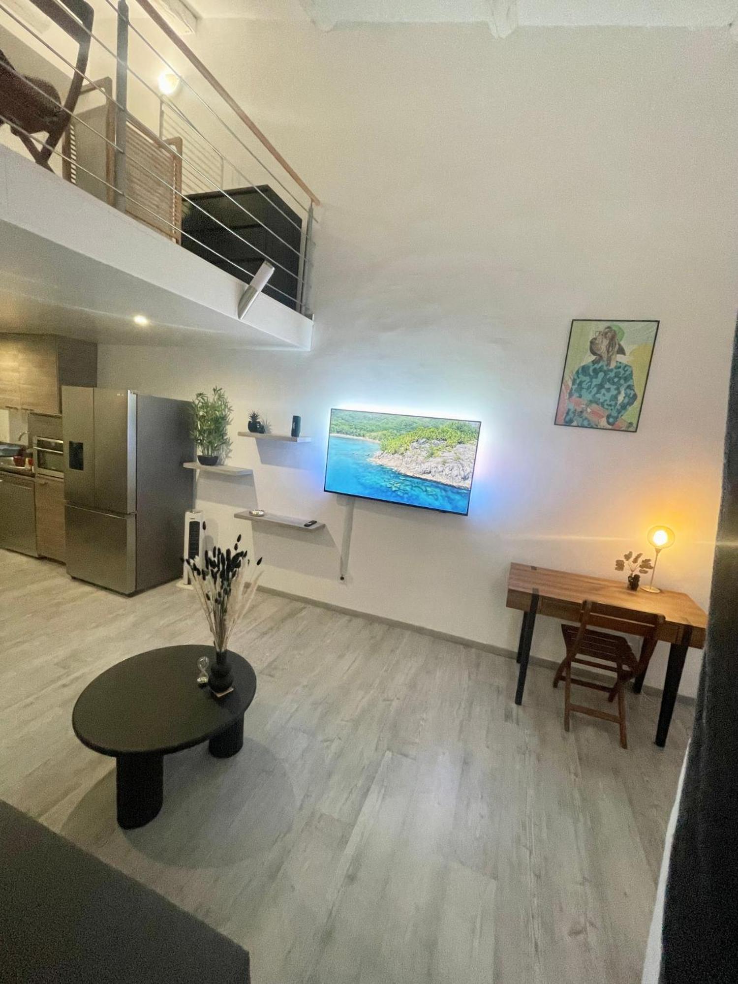 T3 Type Duplex Apartment