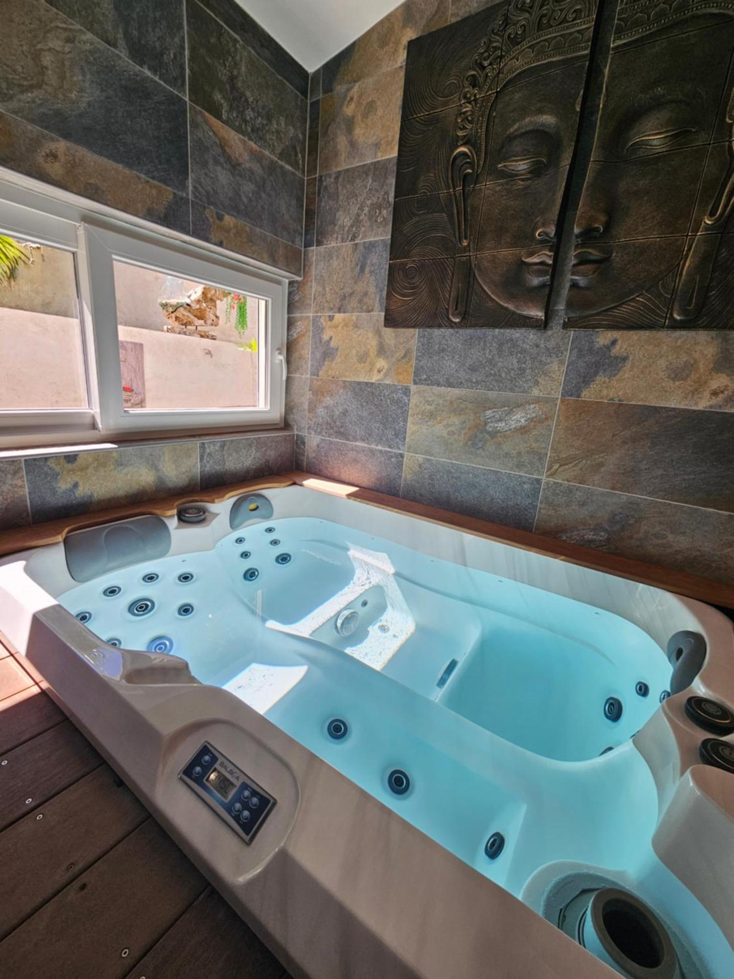 O Balinais Mini Avec Et Piscine Privative Frühstückspension