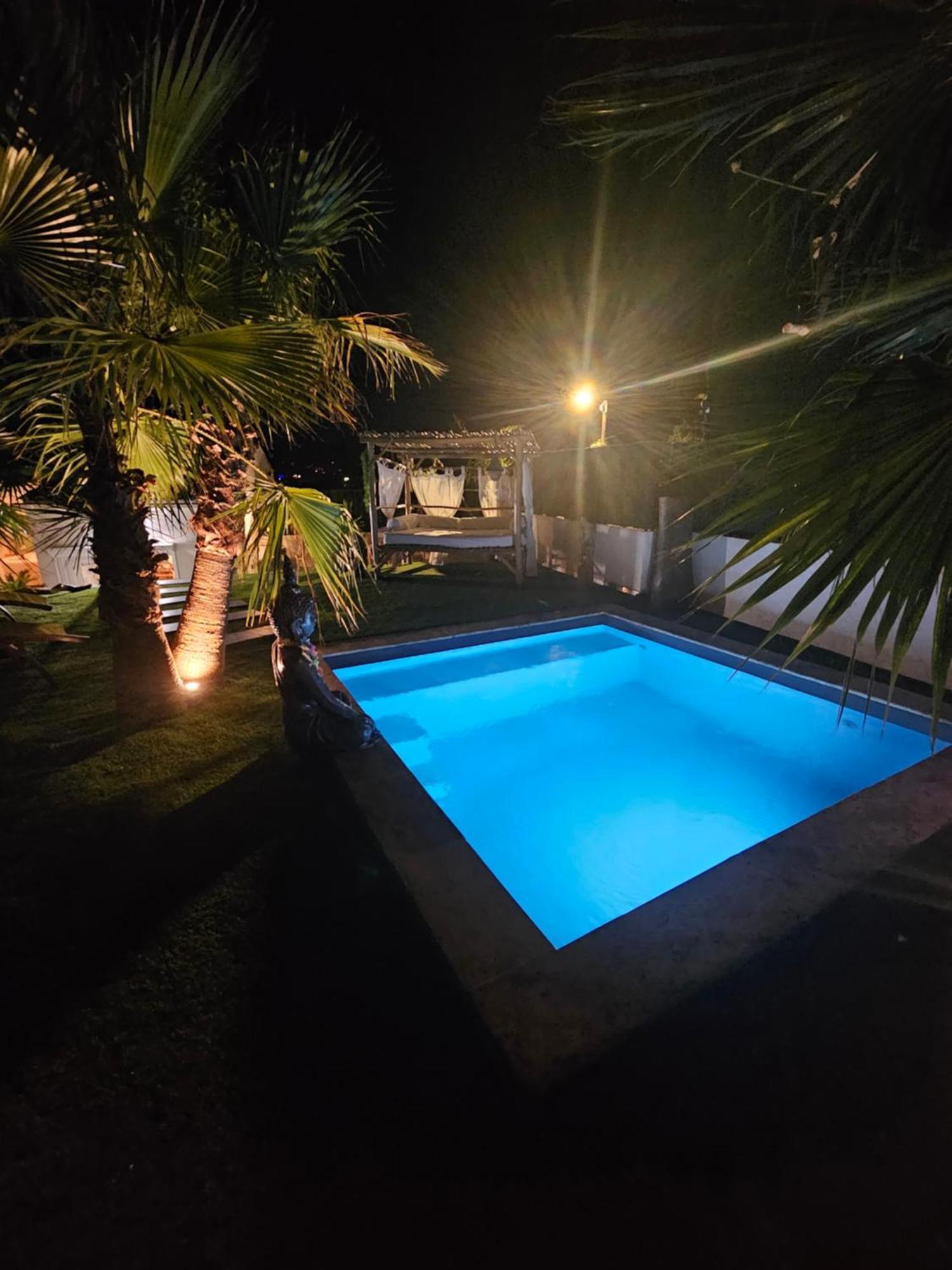 O Balinais Mini Avec Et Piscine Privative Frühstückspension
