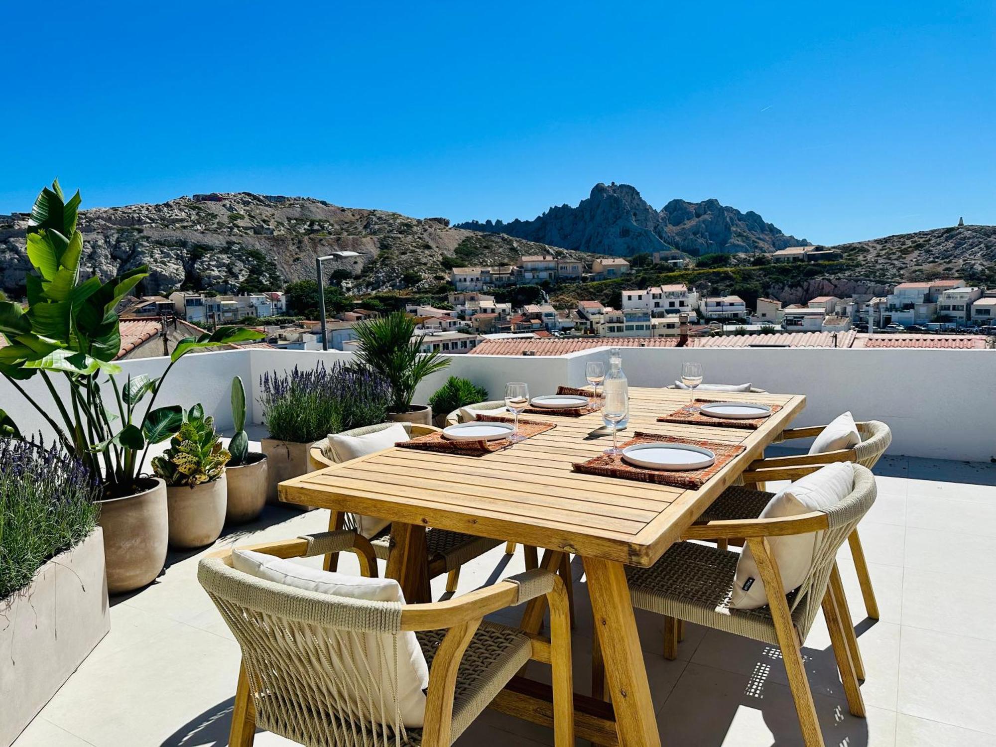 Aux Goudes Villa *