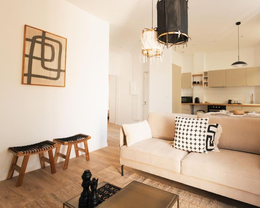 Longchamp - 2 Avec Terrasse - Wifi - Clim Apartment