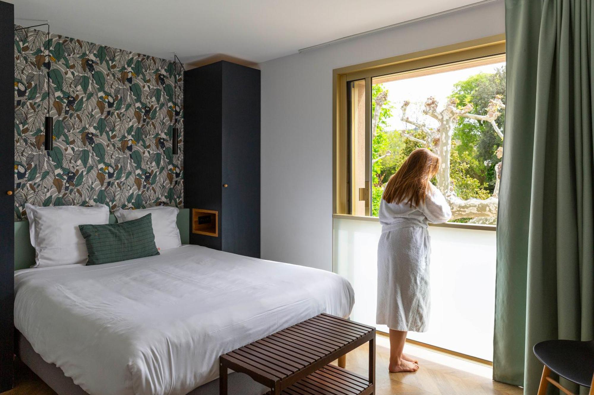 Hotel 96