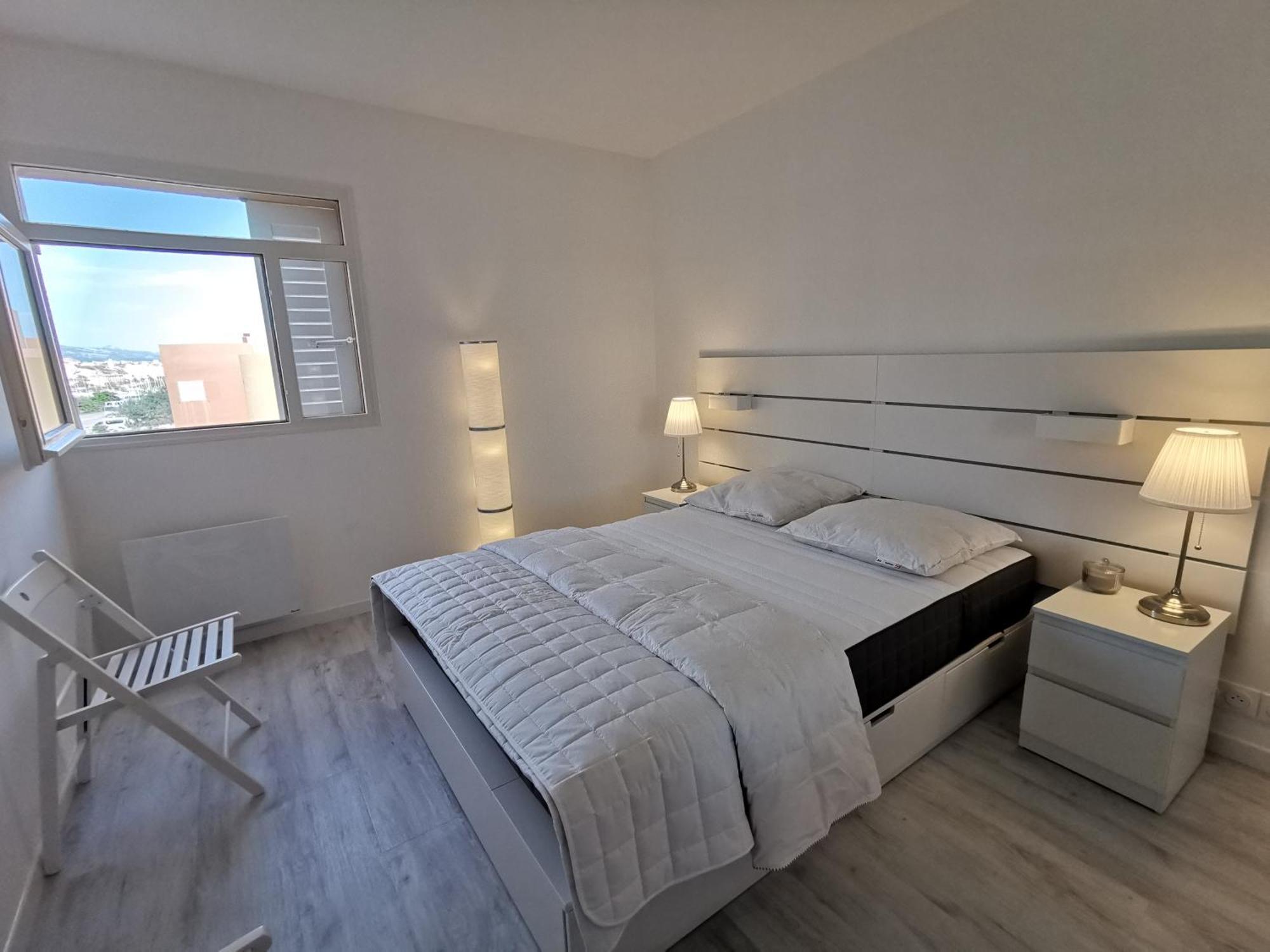 Ile Du Frioul Feerique 102m2 8p Superbe Vue 3 Terrasses A Pied Appartement Marseille