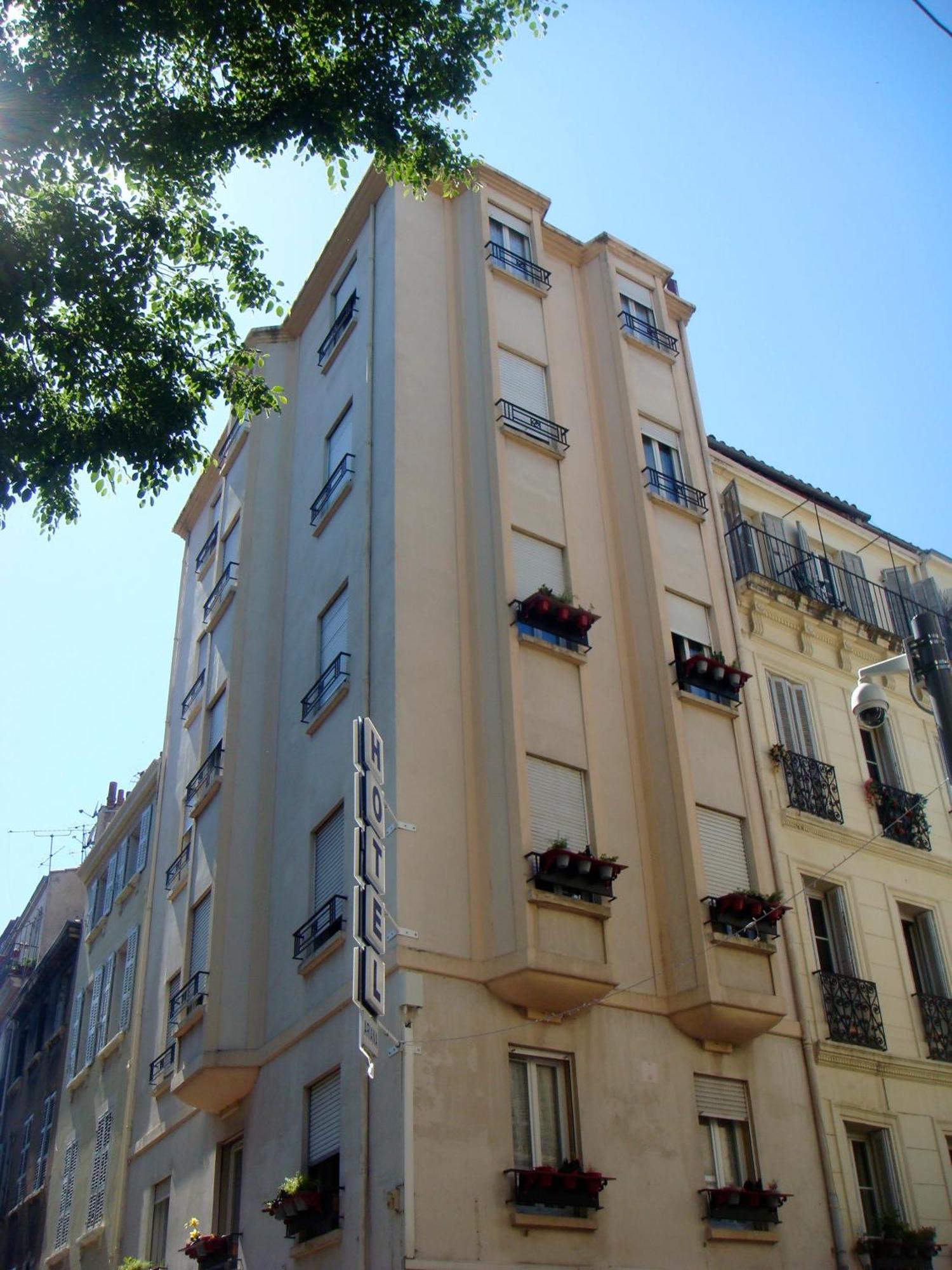 Hotel Ariana