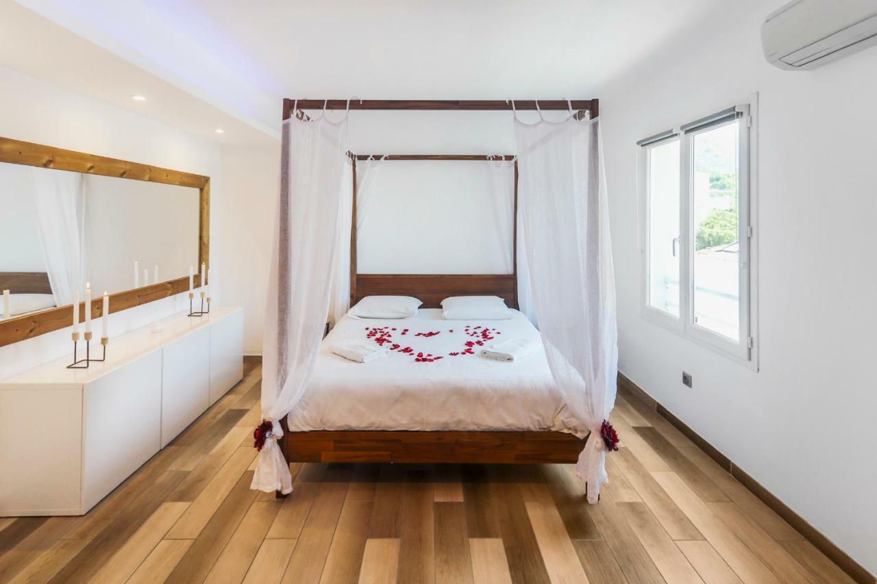 Apartment Pointe Rouge Jacuzzi *