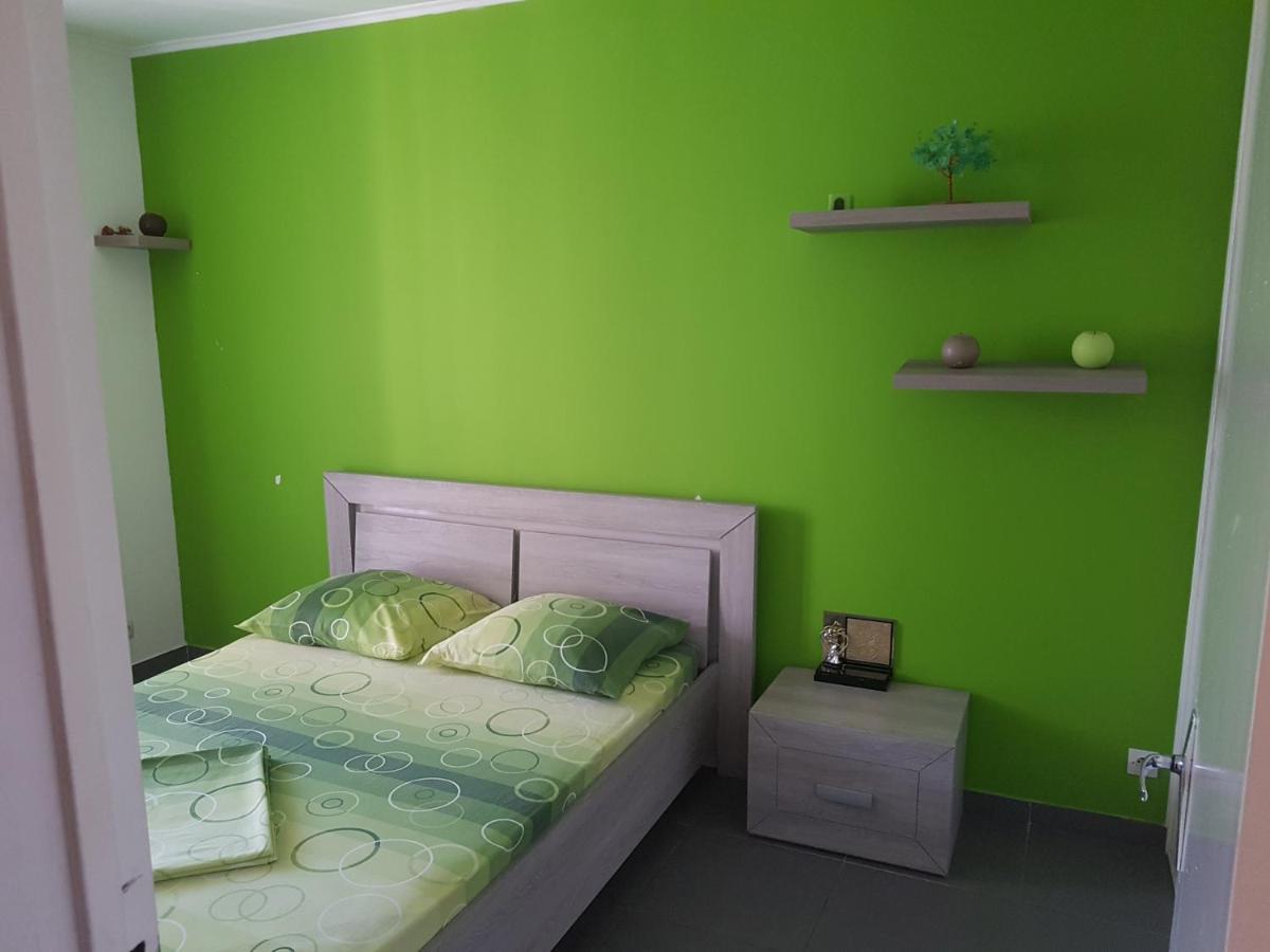 D'elen Appartement *